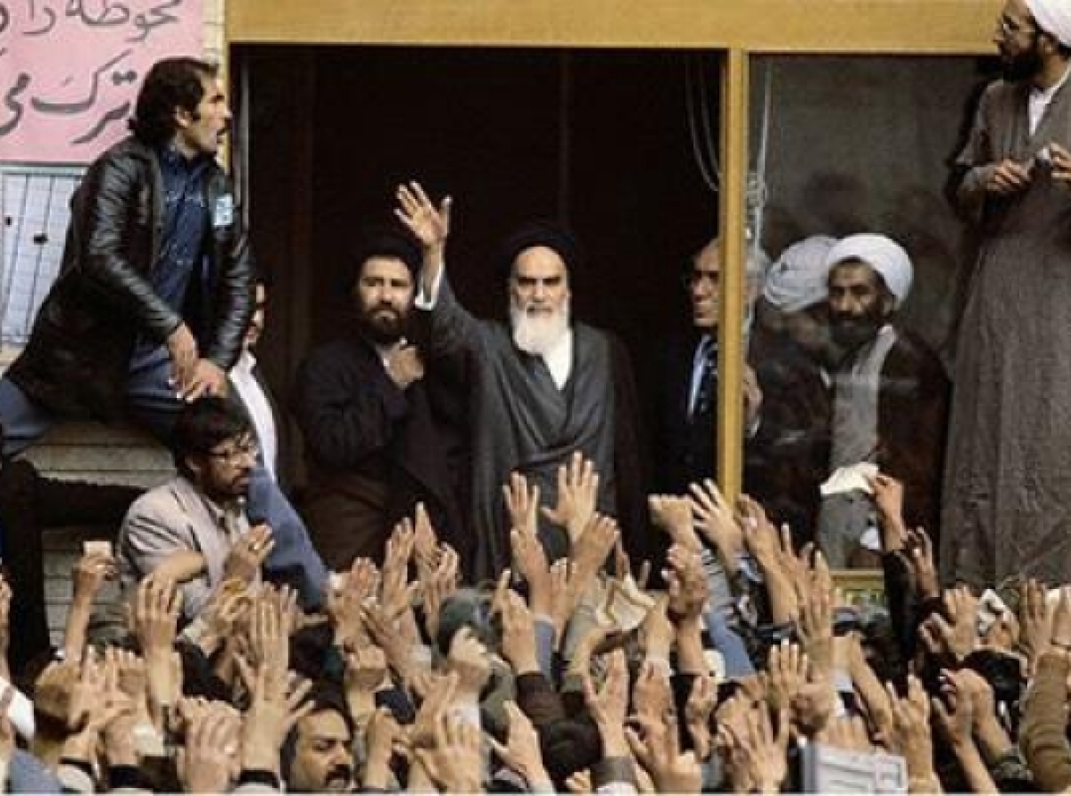 Khomeini Kabir, Leader of the Islamic Revolution of Iran